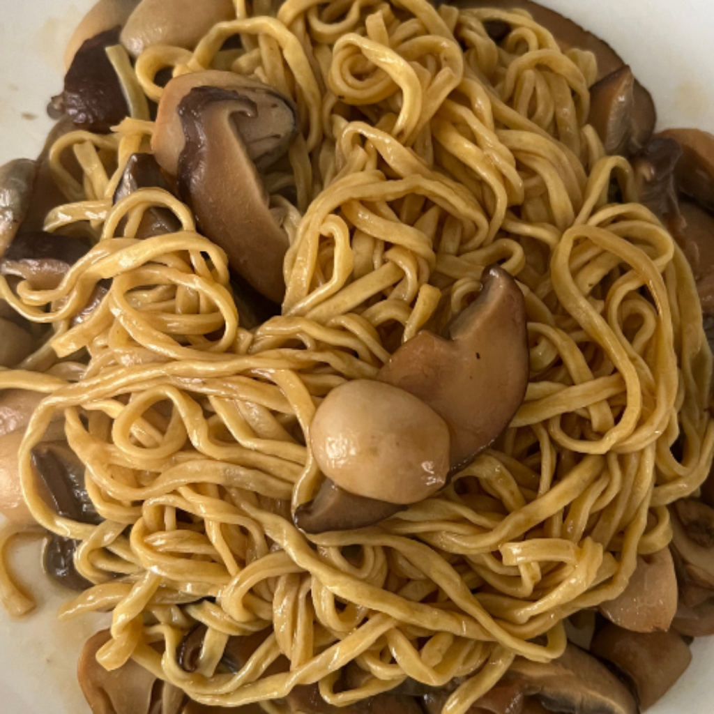 Braised egg noodle