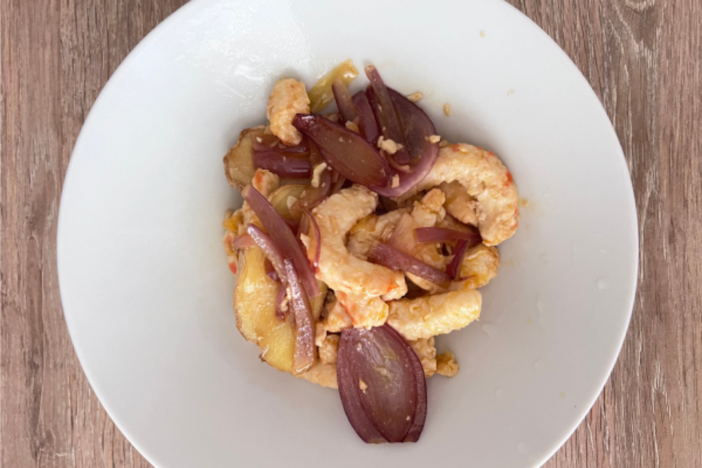 Fried Plant-based Shrimp With Purple Onion